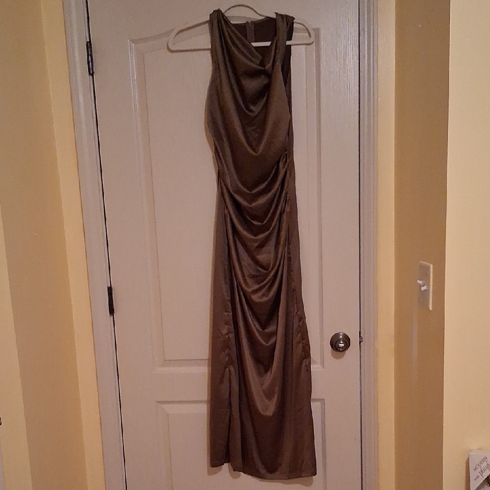 Elegant Brown Sleeveless Dress